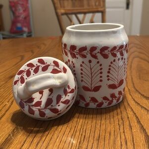 Ceramic kitchen storage